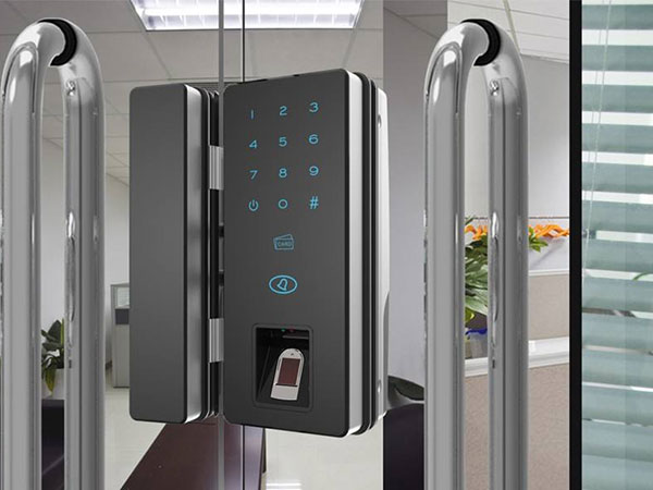 静安24小时上门开锁公司