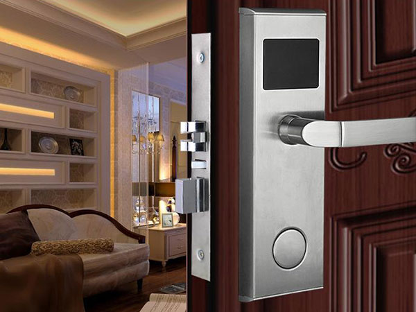 静安24小时上门开锁公司